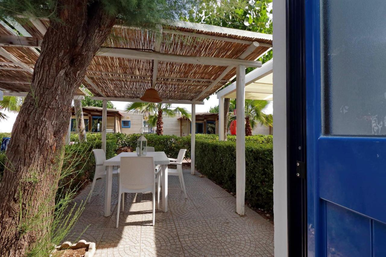 Le Palme Village テッラチーナ エクステリア 写真
